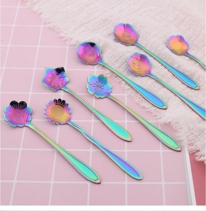 Halri | 8-piece Silver Teaspoon Set with Floral Pattern