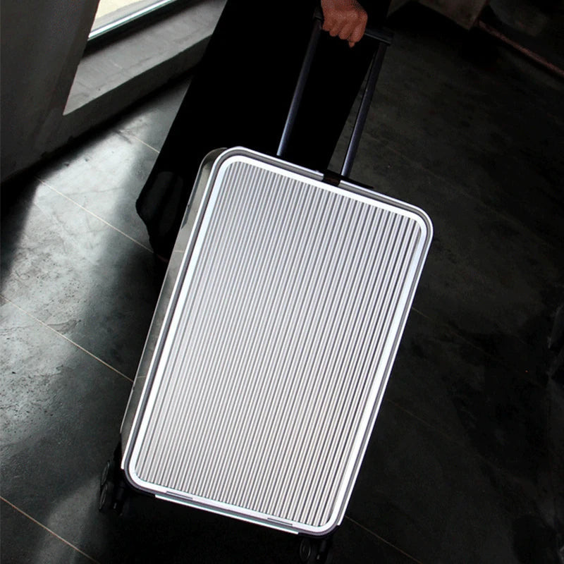Durable Aluminum Luggage Suitcase – Valparaíso - Halri