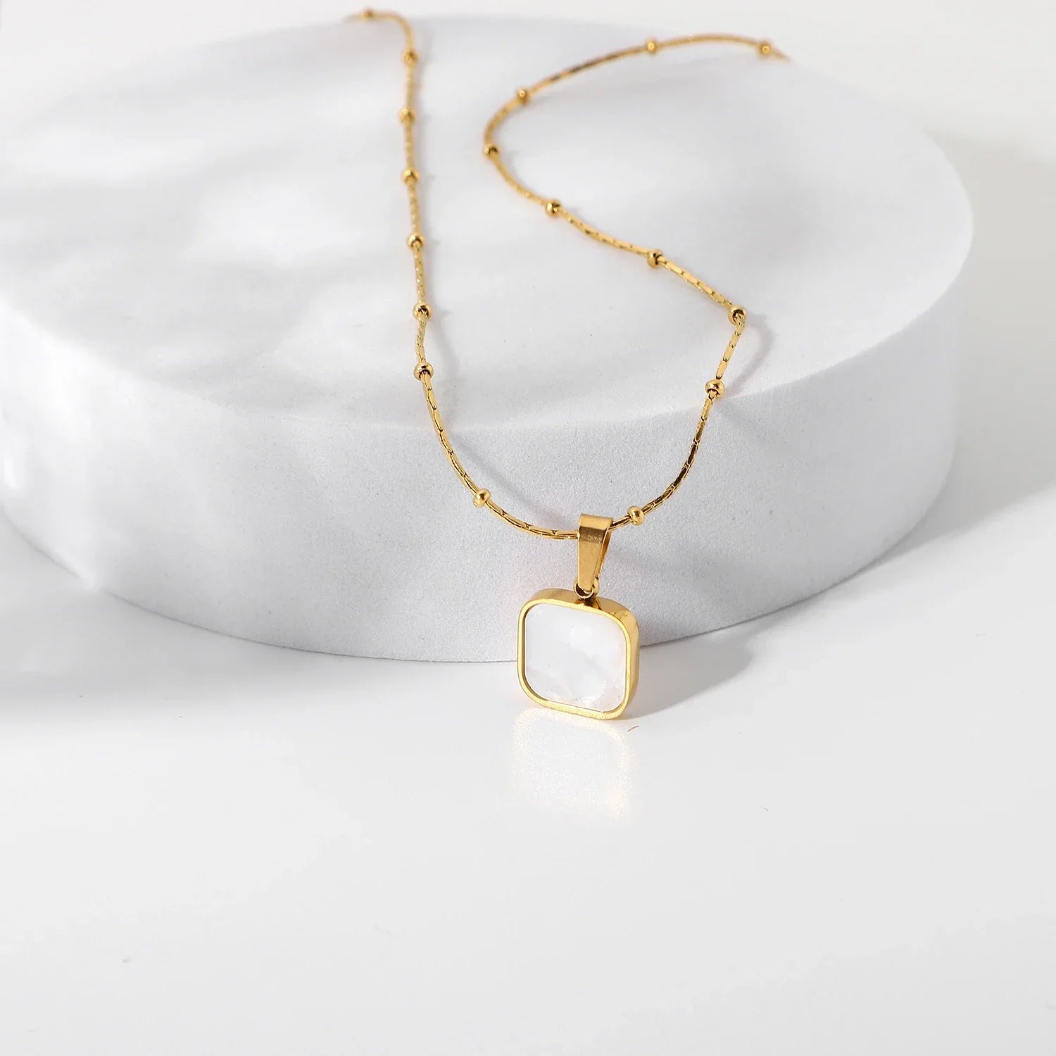 Delicate Pearl Square Link Chain Necklace - Halri
