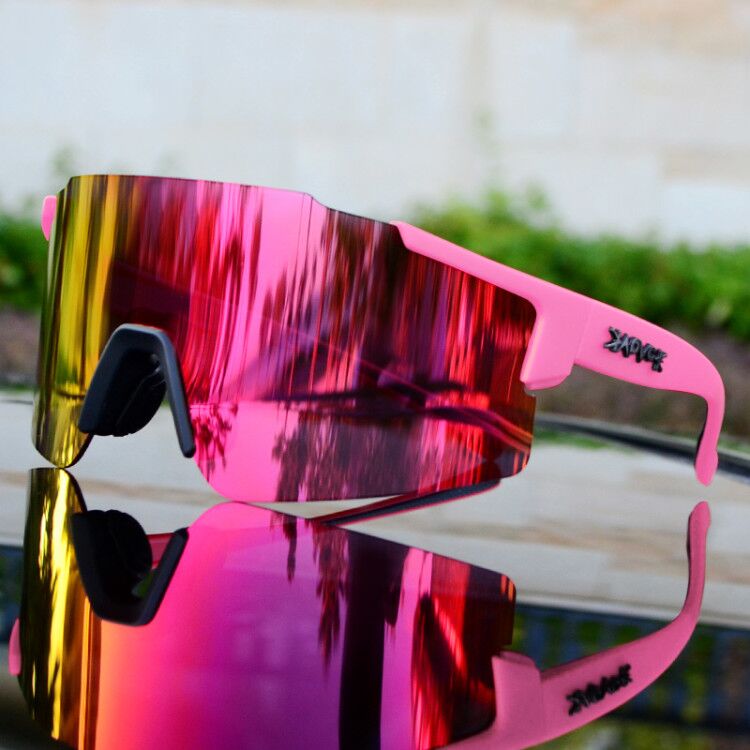 Sporty Reflective Bike Sunglasses