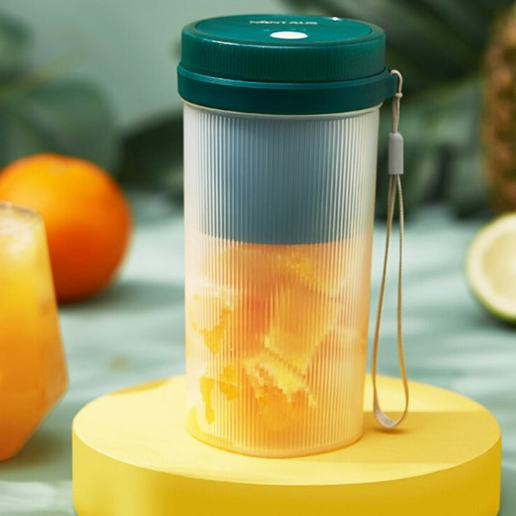 Compact Travel Electric Mini Blender - Halri
