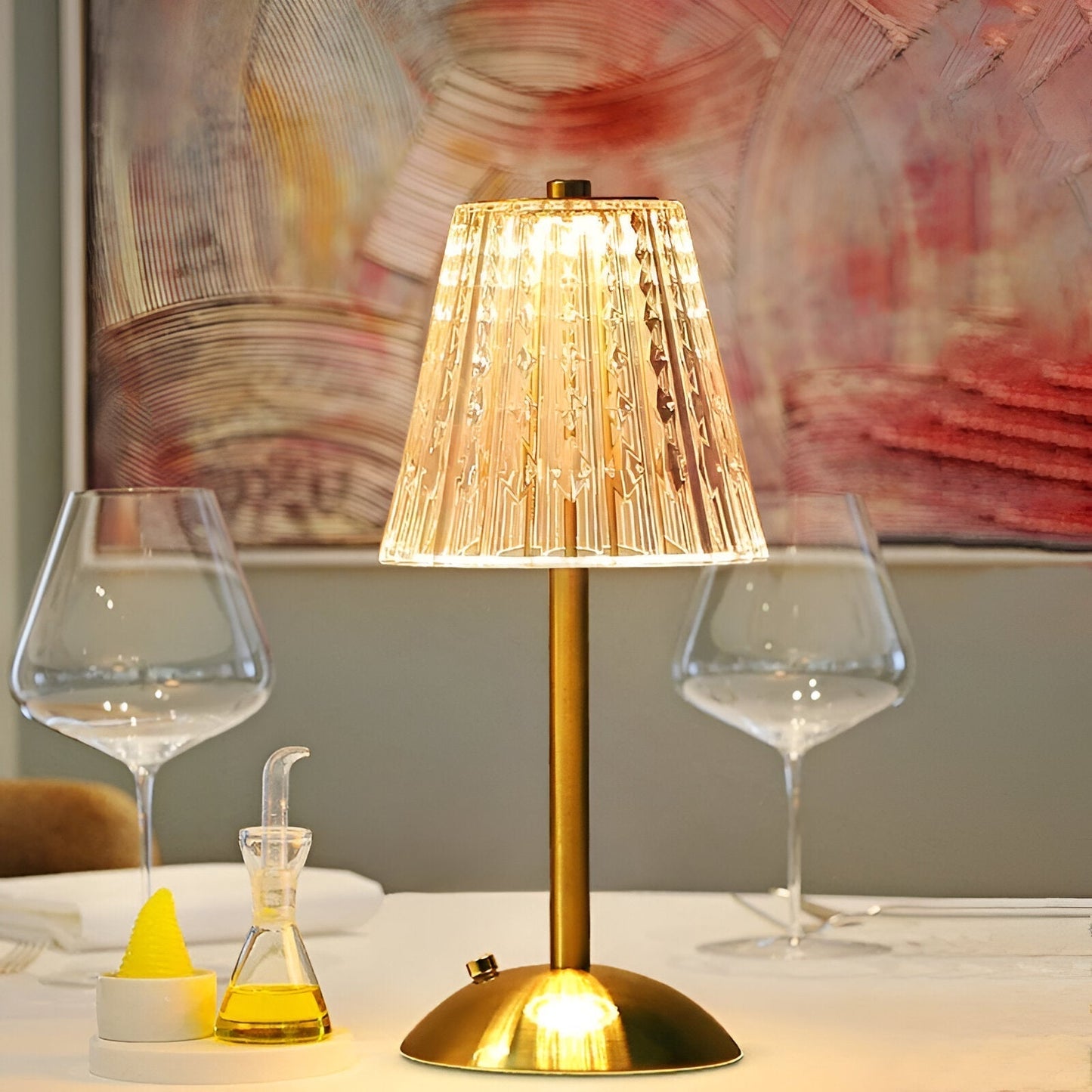 Classic Wireless Table Lamp with Traditional Style