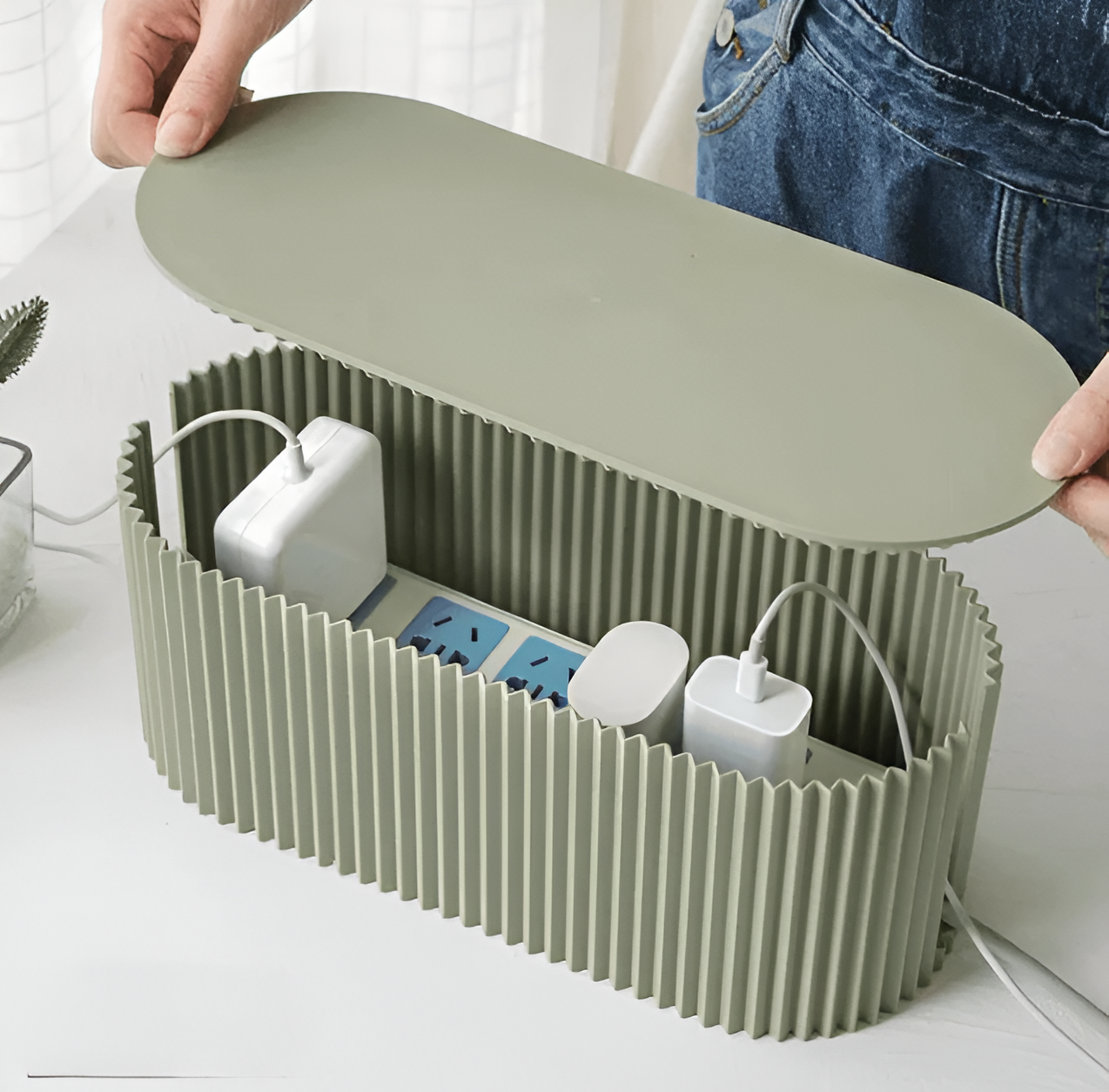 Simple Cute Cable Organizer Box - Halri