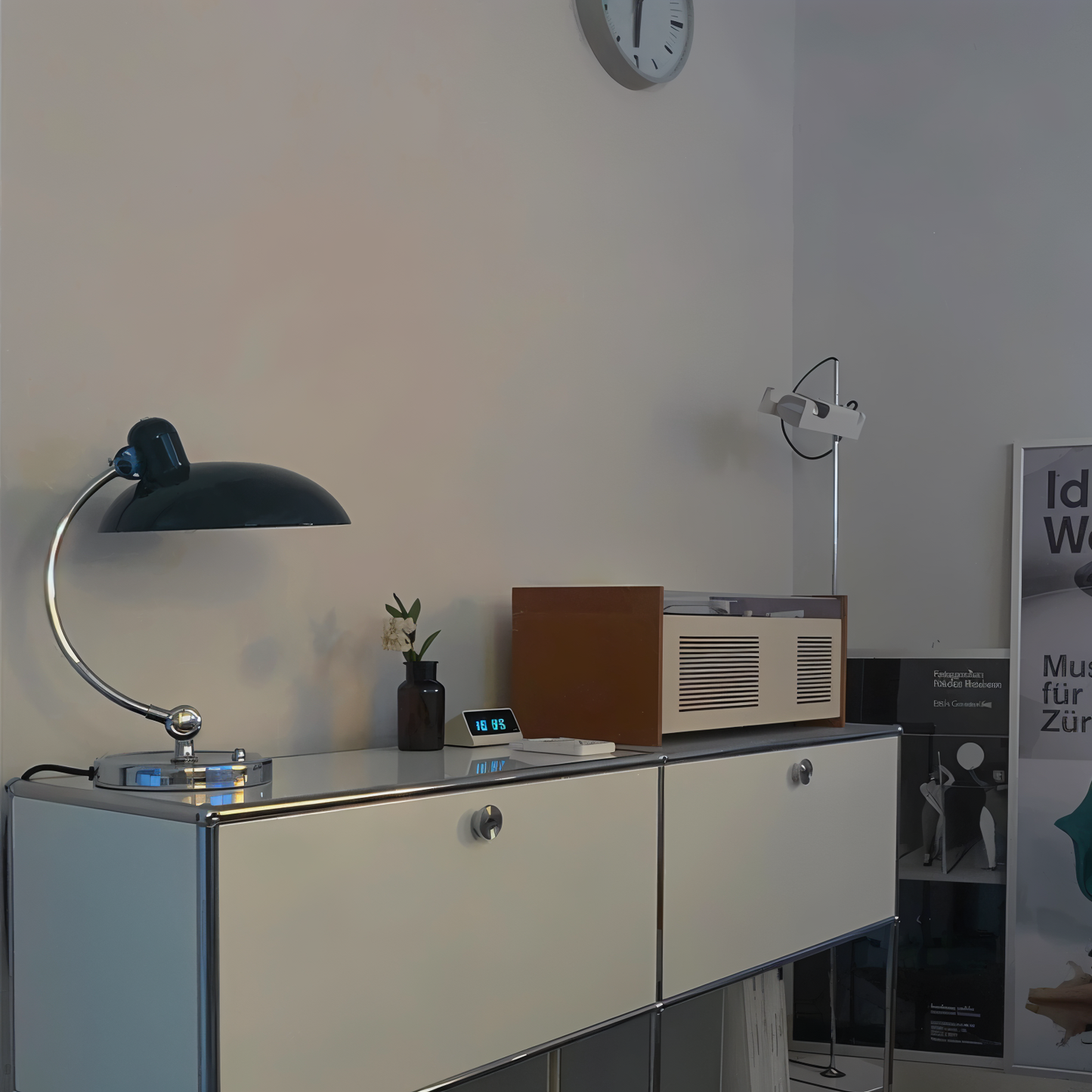 Classic Adjustable Metal Table Lamp - Halri