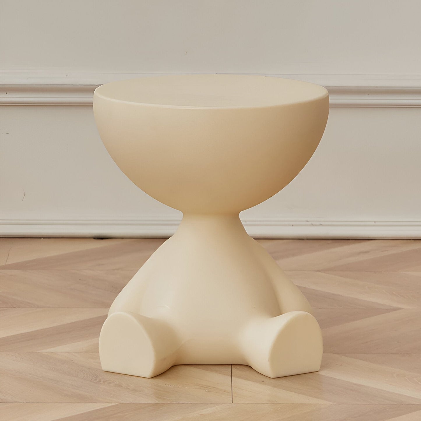 Elegant Wooden Circle Coffee Table