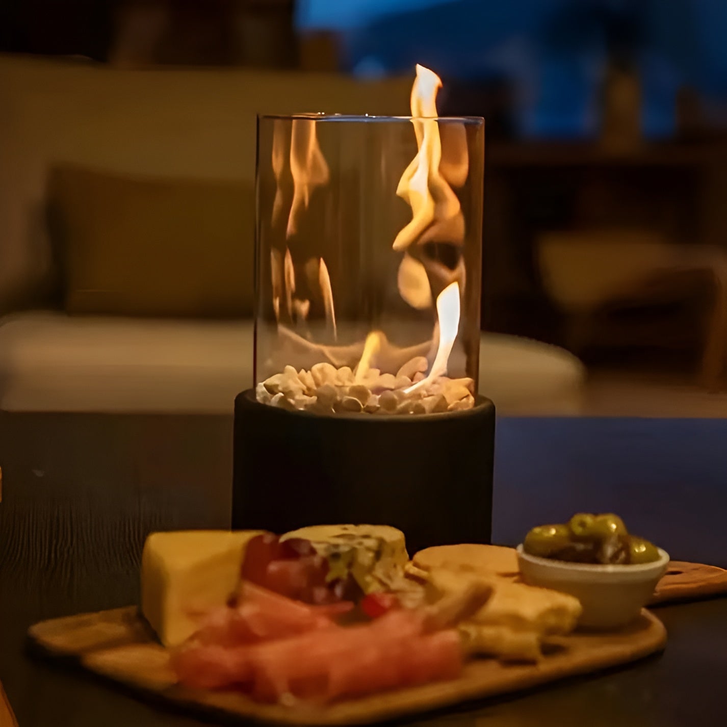 Modern Metal Table Lamp with Black Base - Halri