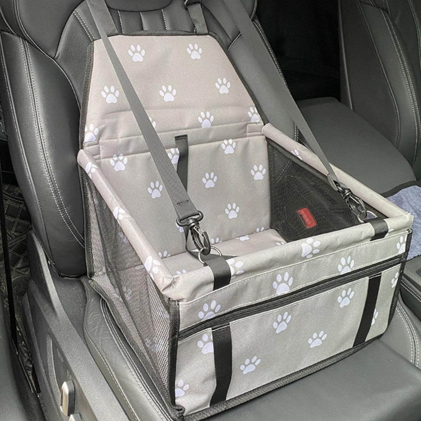 Portable Pet Car Seat – Durable, Waterproof, and Secure
