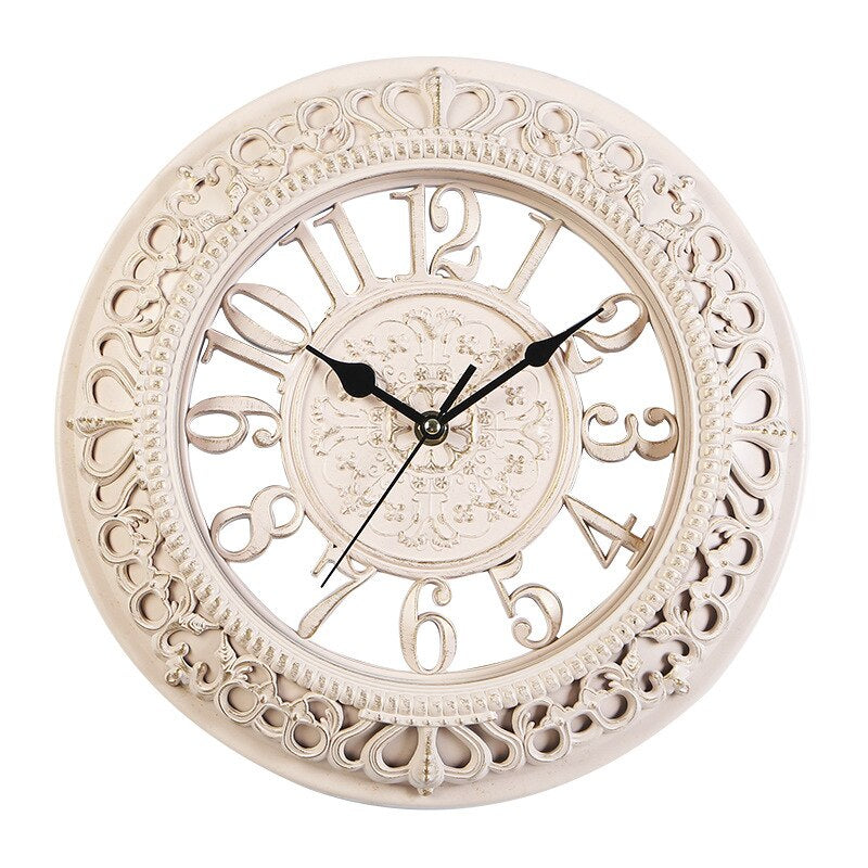 Classic Traditional Wall Clock - Halri