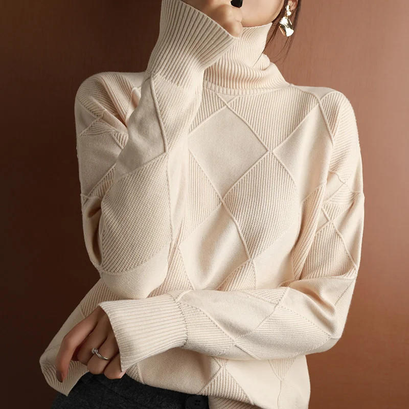 Soft Luxury Crew Neck Cashmere Sweater - Halri