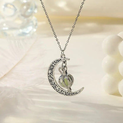 Glowing Moonstone Chain Necklace