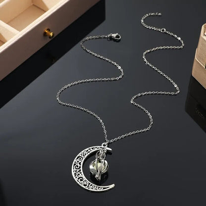 Glowing Moonstone Chain Necklace