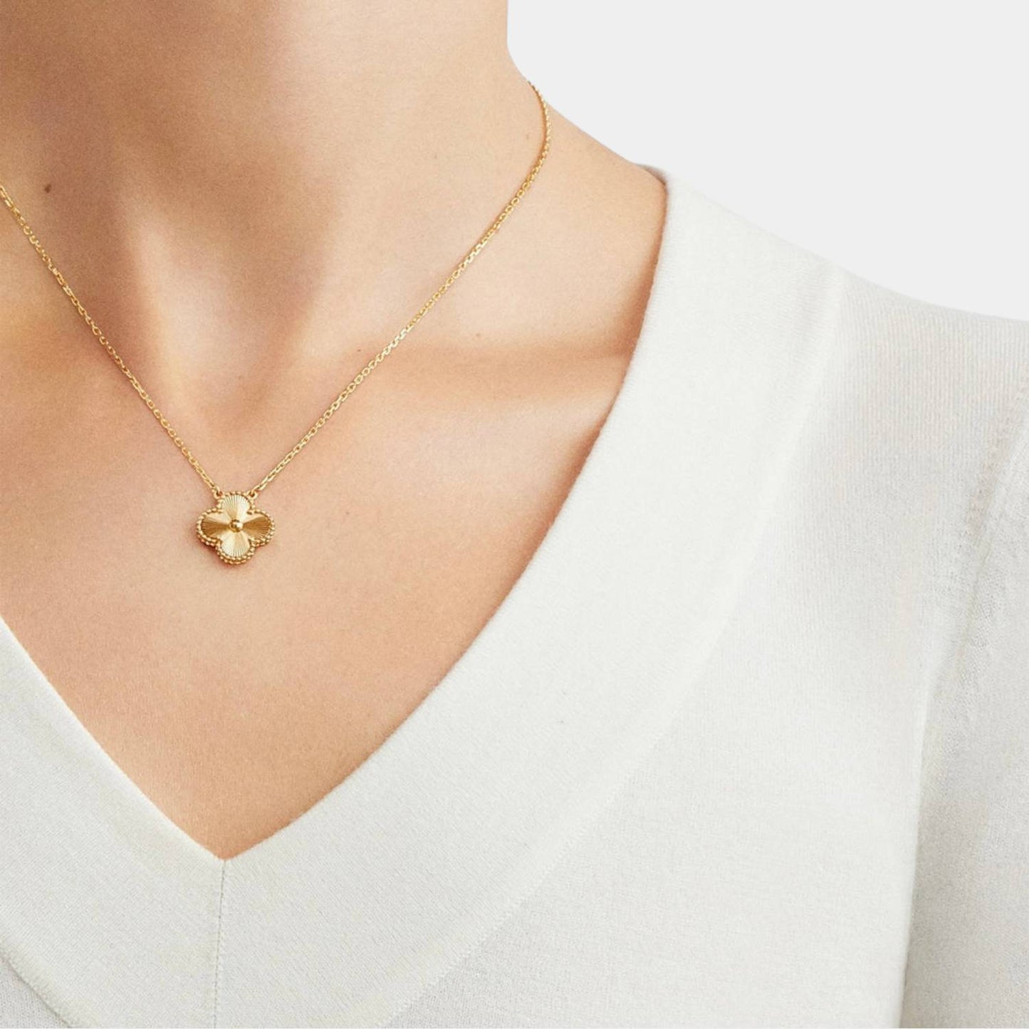 Simple Elegant Jewelry Set Necklace, Bracelet, Earrings