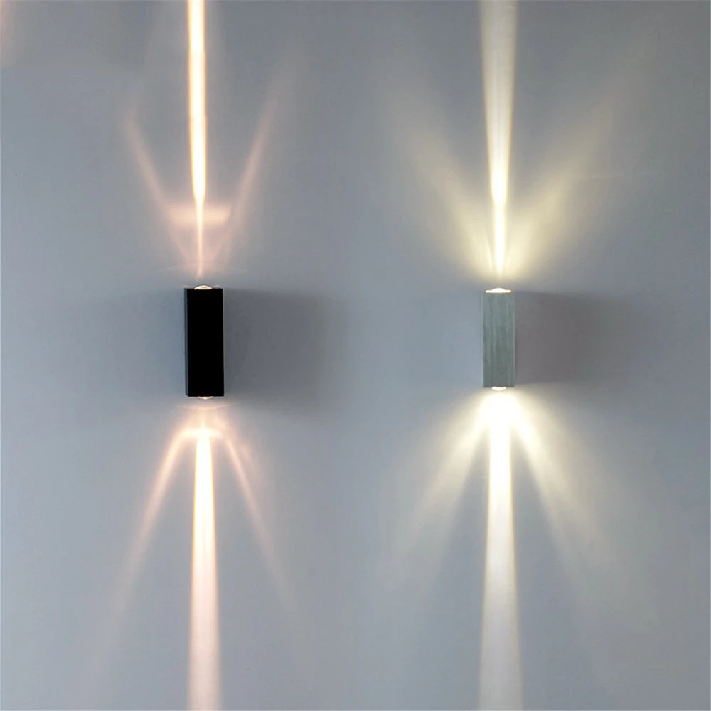 Weatherproof LED Outdoor Wall Lamp - Halri