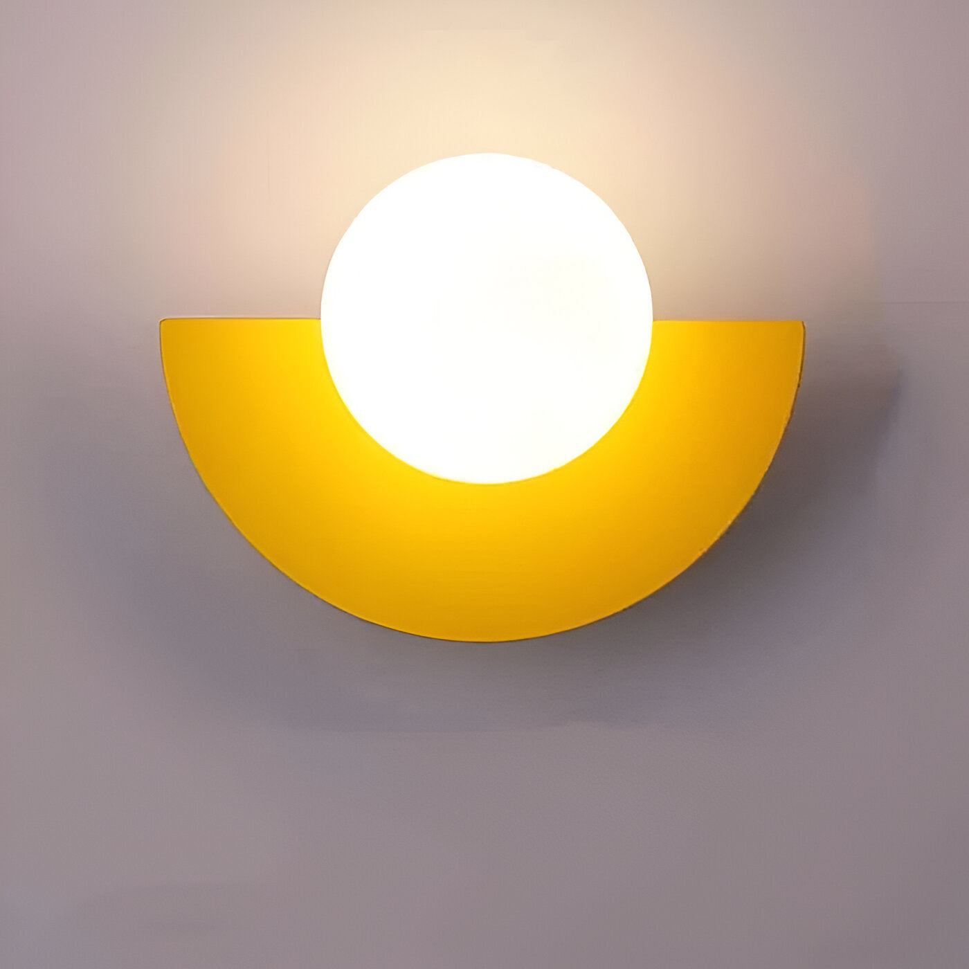 Stylish Round LED Wall Light - Halri