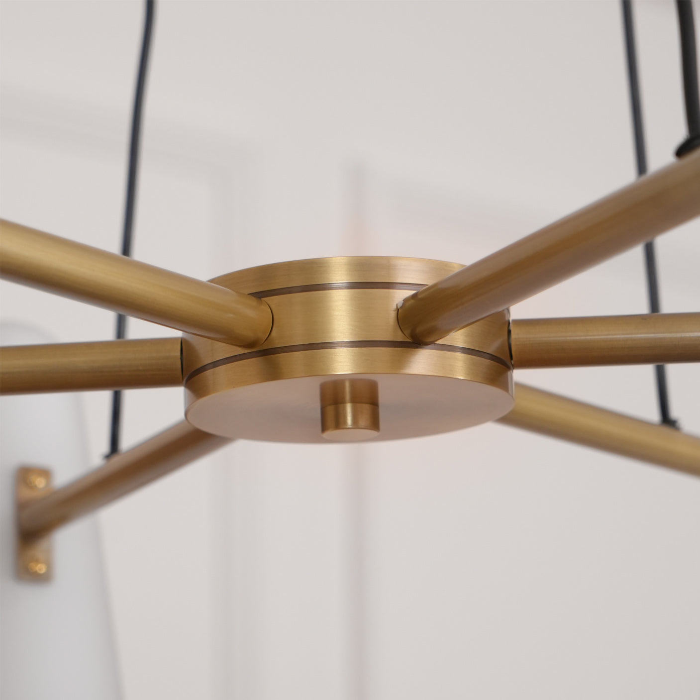 Elegant LED Pendant Light with Clear Glass Drops