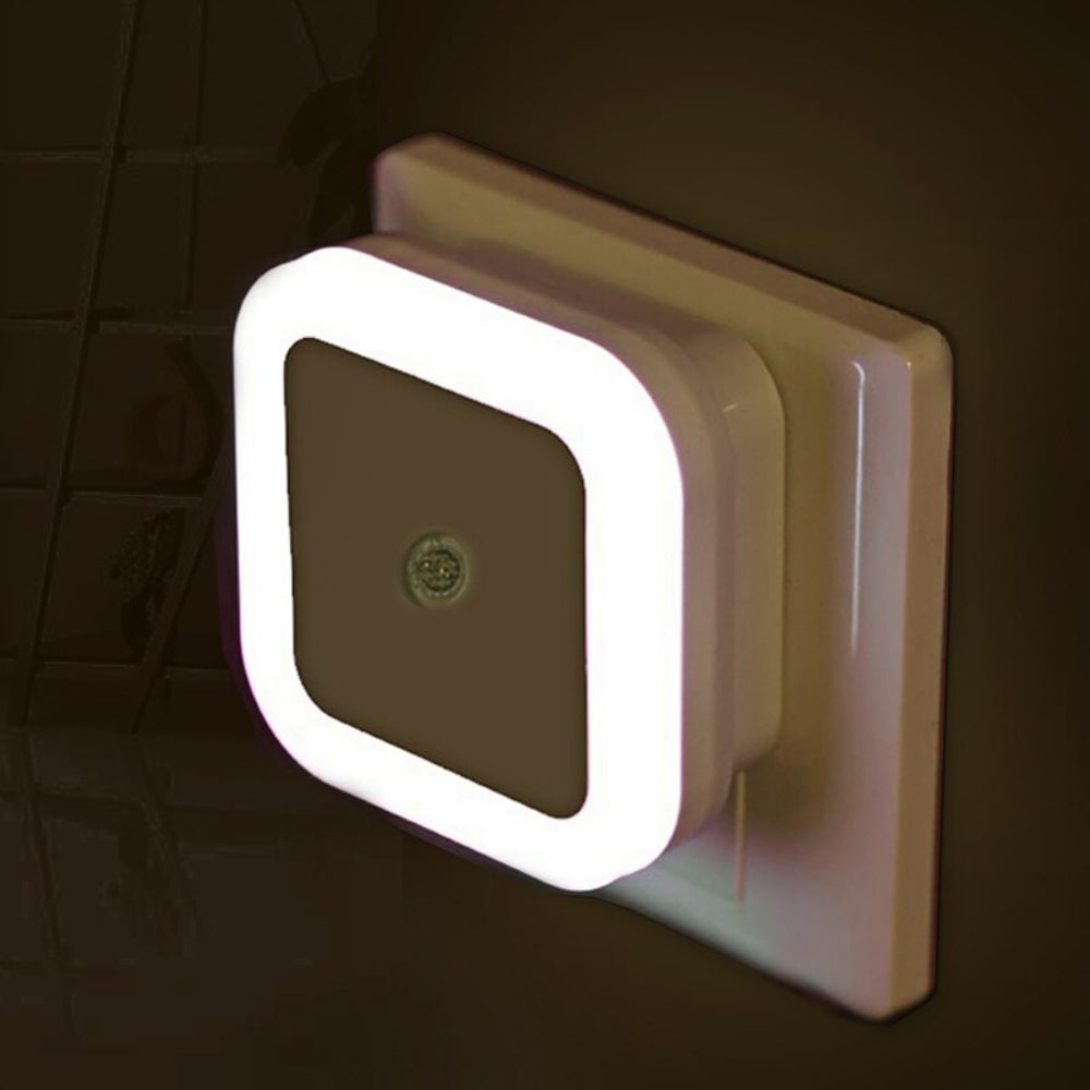Bright Automatic Night Lamp for Home and Bedroom - Halri