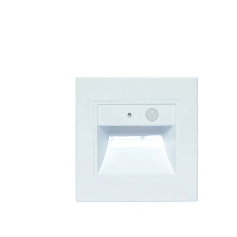 Nordic Triangle LED Wall Light – Modern Indoor Wall Lamp in Black, White, or Gold for Ambient Bathroom Lighting 7