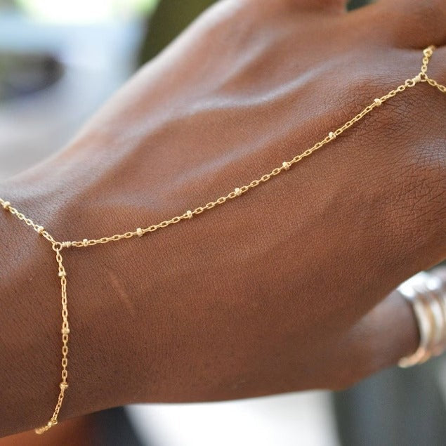 Delicate Satellite Link Necklace - Halri
