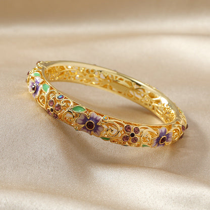 Luxurious 14k Gold Diamond Floral Bangle Bracelets
