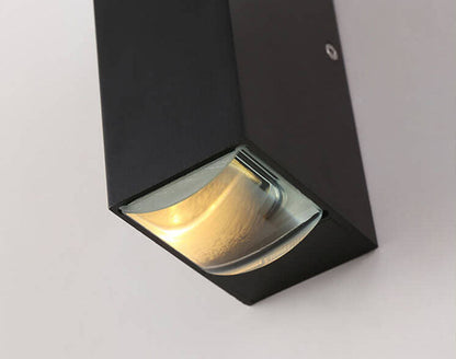 Weatherproof Bright Outdoor LED Wall Lamp