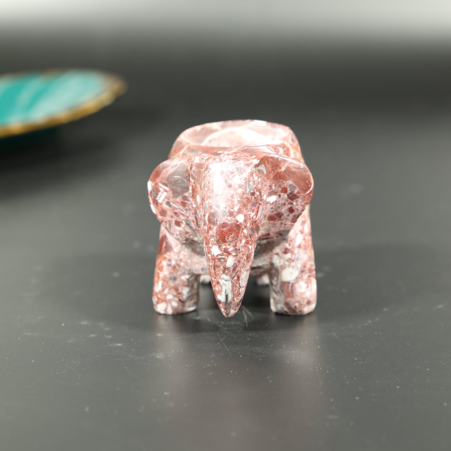 Onyx Marble Elephant Tea Light Holder – Elegant Home Decor Accent for Warm Ambiance and Tranquility 9