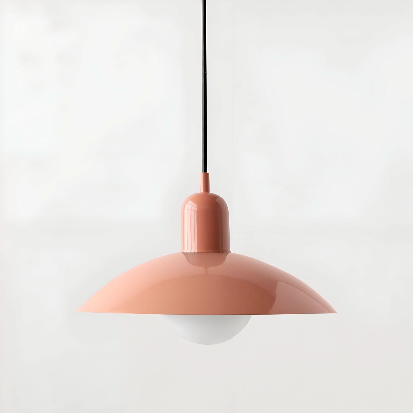 Halri | Chic Industrial Metal Pendant Lamp