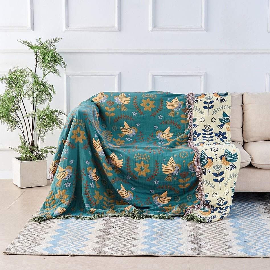 Cozy Bird Pattern Throw Blanket