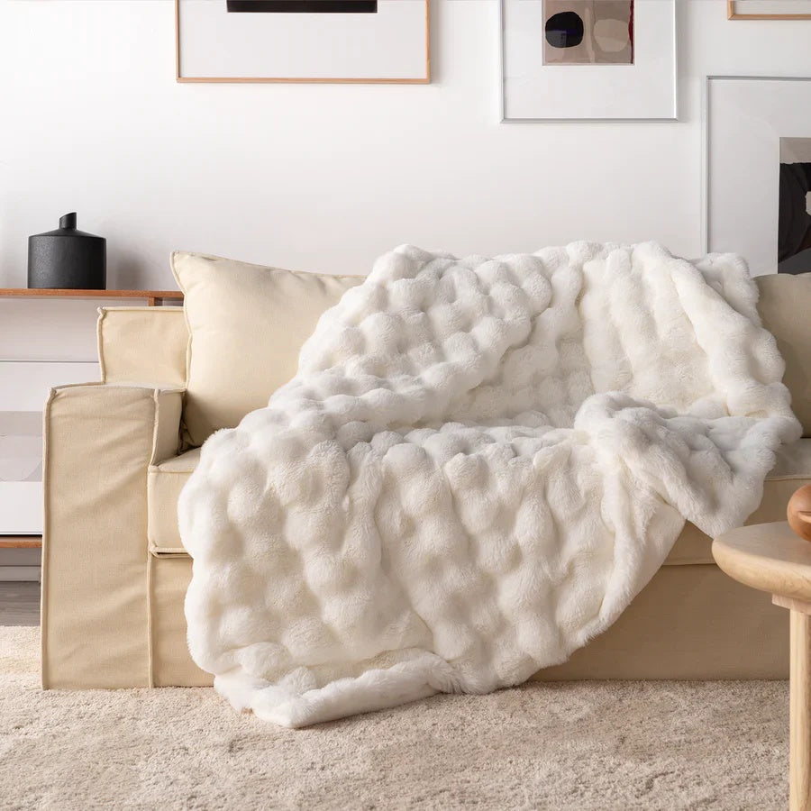 Cozy Plush Throw Blanket for Home and Gifts