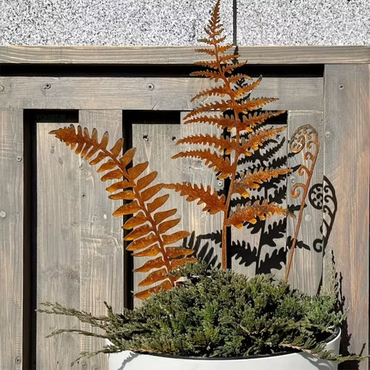 Autumn Metal Leaf Garden Stake Decoration - Halri