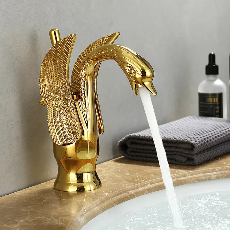 Luxury Swan Style Single Handle Gold Faucet