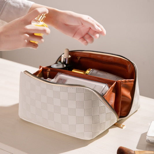 Premium Travel Makeup Bag with Pockets & Waterproof Leather - Halri