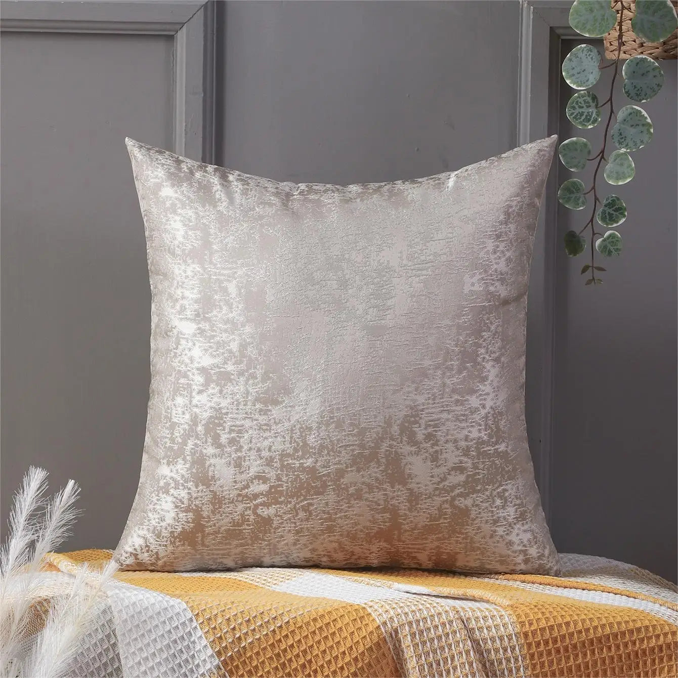Simple Nordic Decor Cushion Cover - Halri