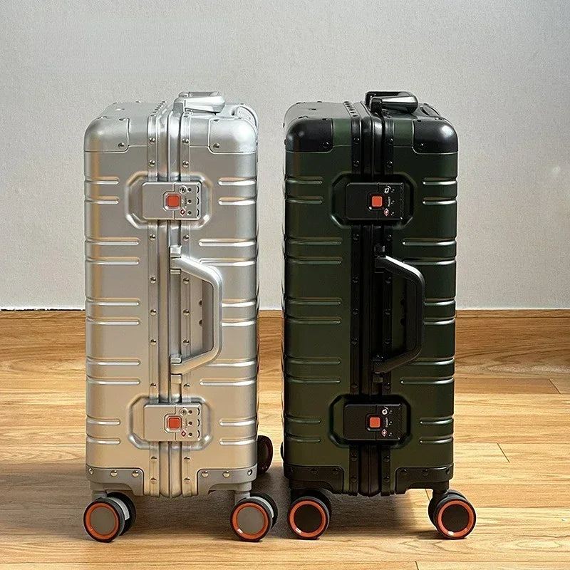 Lightweight Metal Luggage Set Oslo - Halri