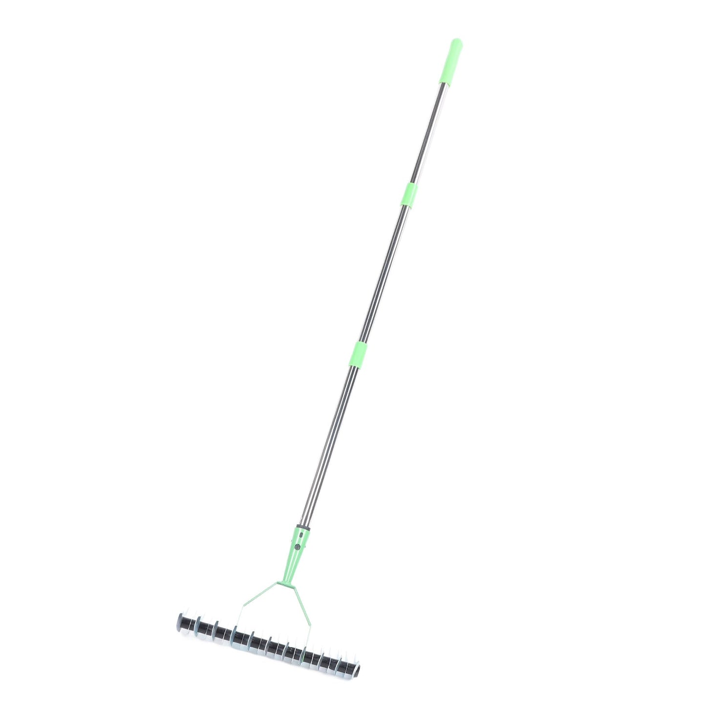 Effective Lawn Rake for Dead Grass Removal