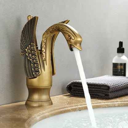 Luxury Swan Style Single Handle Gold Faucet