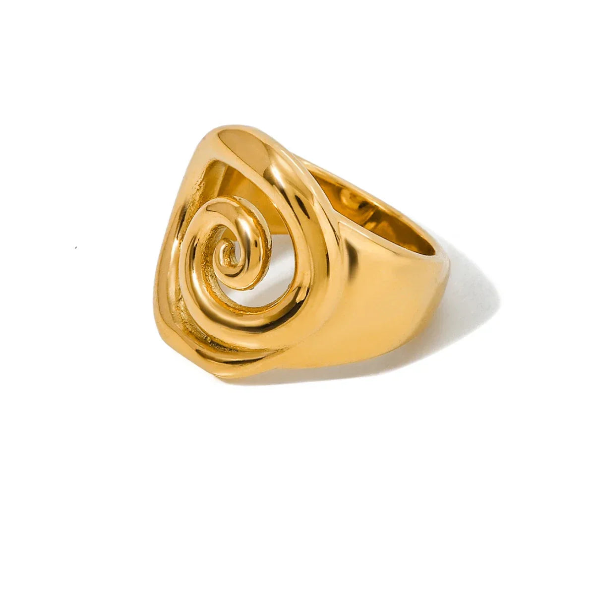 Luxurious Gold Spiral Fashion Ring