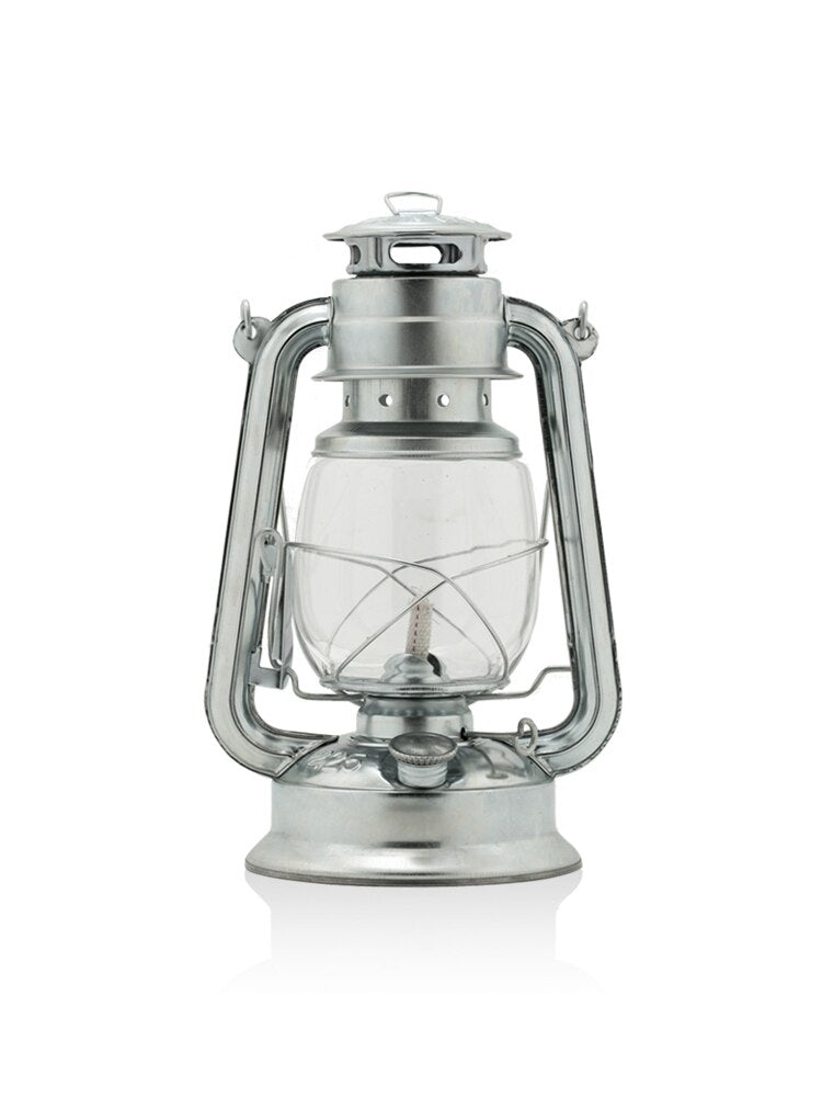Classic Portable Outdoor Kerosene Lantern Light
