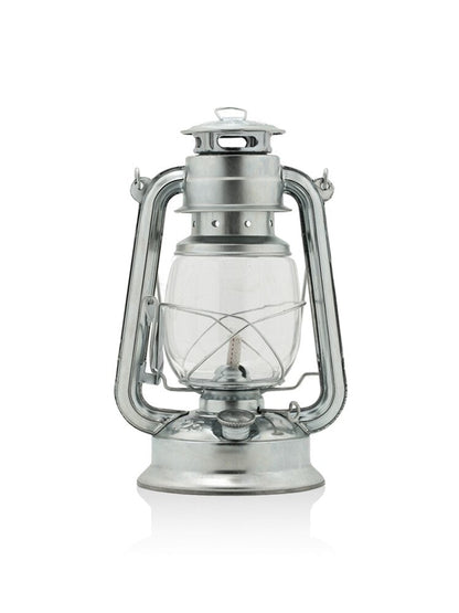 Classic Portable Outdoor Kerosene Lantern Light