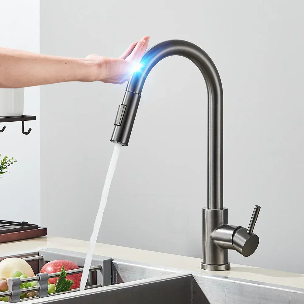 Easy Touch Kitchen Faucet with Pull-Out Spray Nozzle