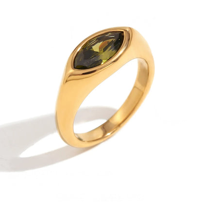 Luxury 18k Gold Oval Diamond Engagement Ring