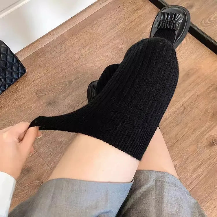 Cozy Women's Knee High Wool Socks - Halri