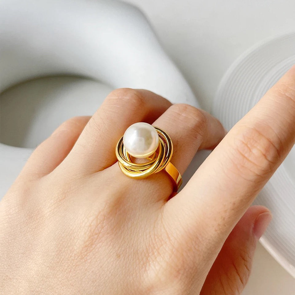 Luxurious 18k Gold Double Pearl Cocktail Ring - Halri
