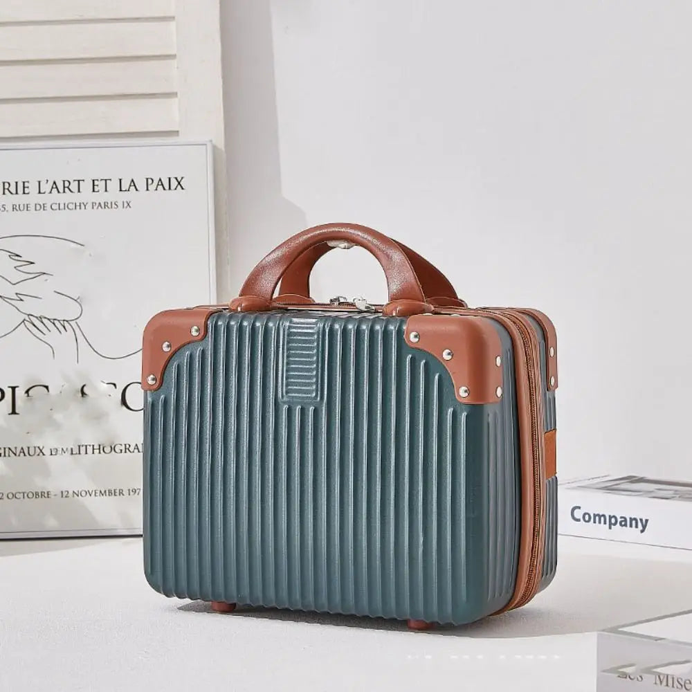 Small Portable Makeup Storage Case