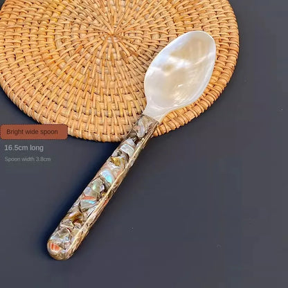Genuine Pearl Shell Glow Snail Spoon