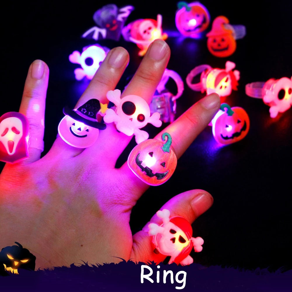 Spooky Glow in Dark Skull Ring - Halri