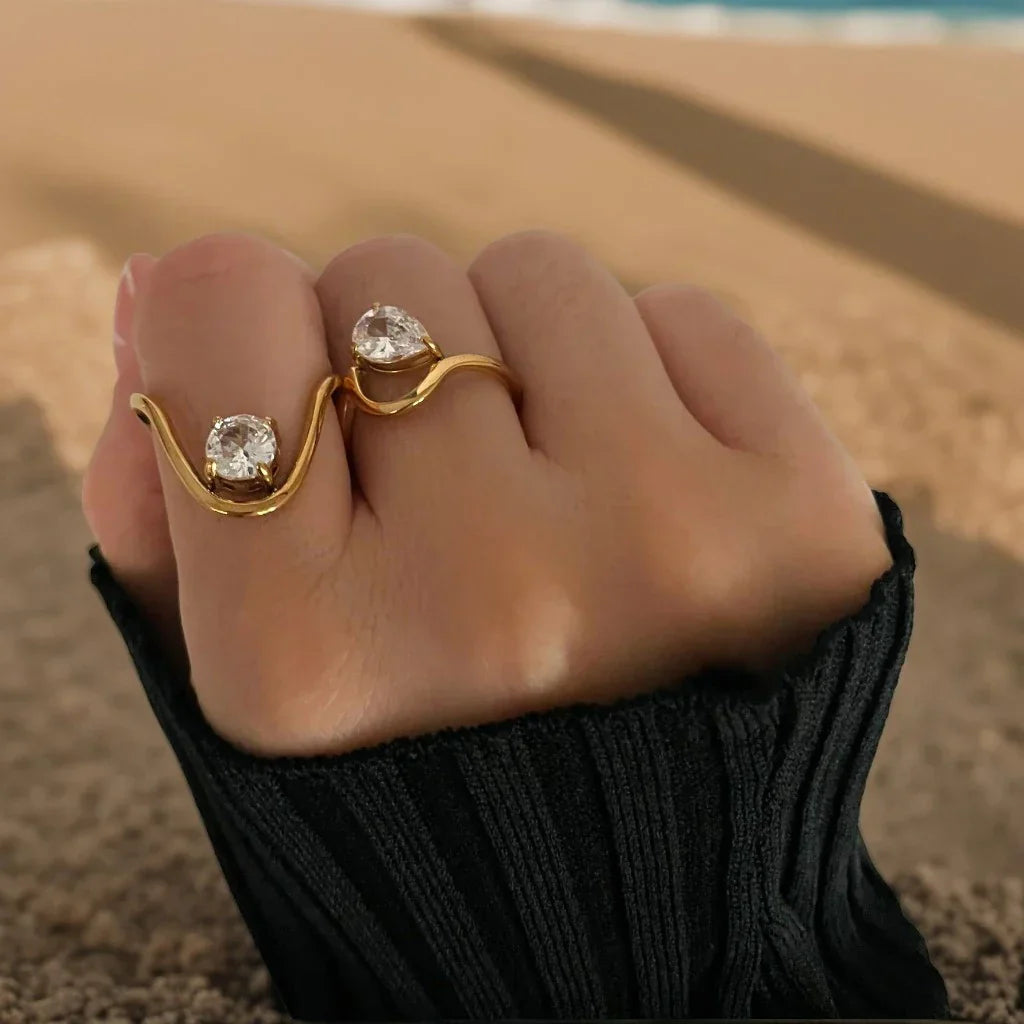 Unique 18k Gold Twist Diamond Engagement Ring - Halri