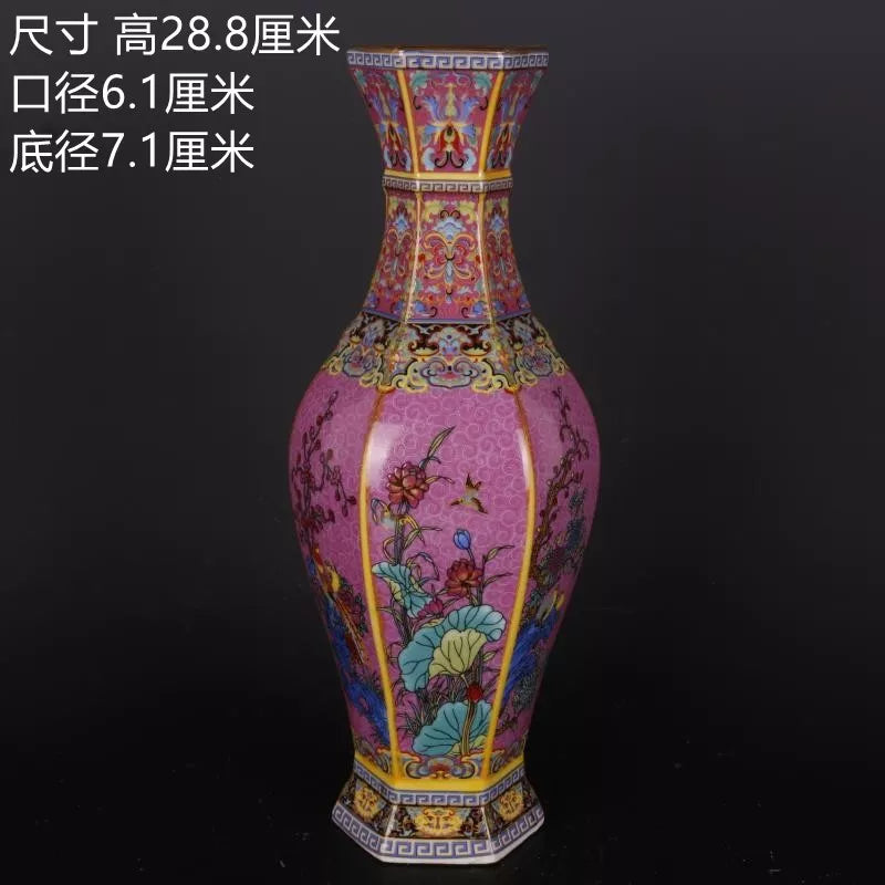 Traditional Chinese Ceramic Decor Vase