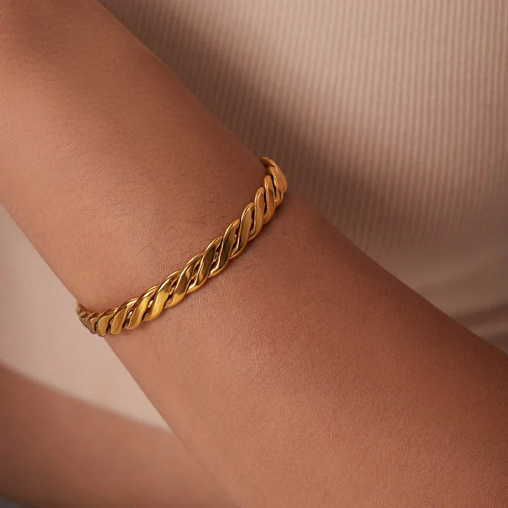 Thick 18k Gold Plated Woven Cuff Bangle - Halri