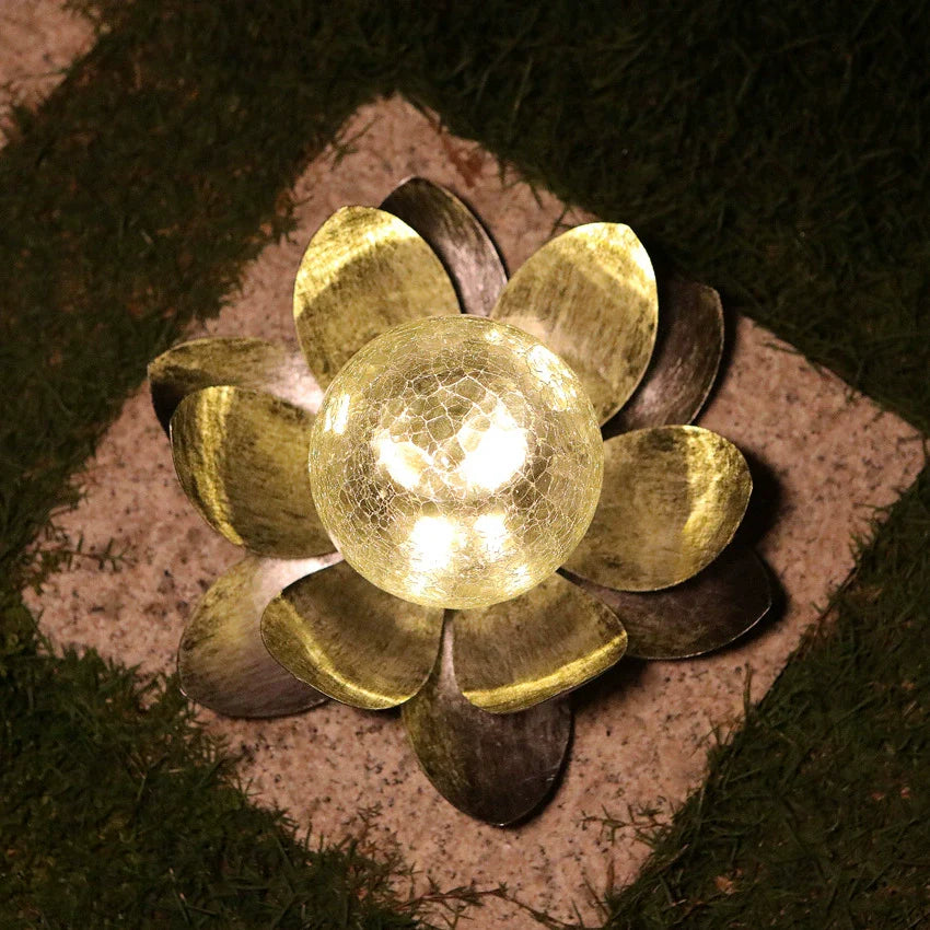 Colorful Outdoor Solar Crackled Glass Lamp