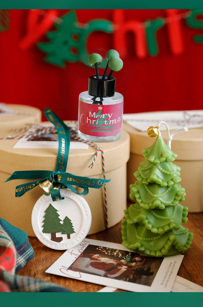 Luxury Fragrant Holiday Candle Gift Box